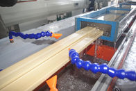 Linha de produção plástica que faz para o perfil de madeira do PVC, linha do perfil da extrusão do perfil de WPC