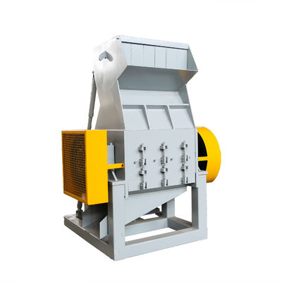 High Capacity HUAYU 10000L 3 Layer Blow Molding Machine with 28 1/30 1 Screw L/D Ratio